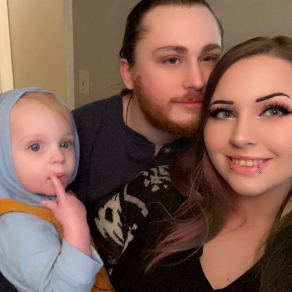 Meet your Posher, Lizzy - Picture 3 of 5